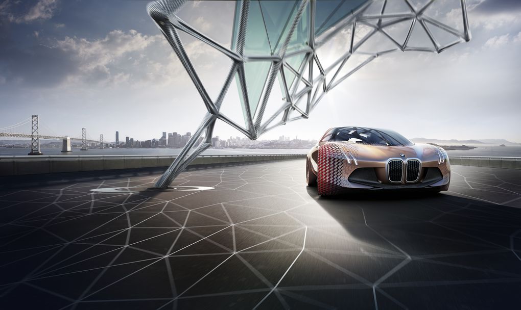 BMW Vision Next 100-8